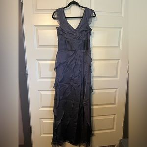 Papell dress, perfect for any dressy party or bridesmaid.